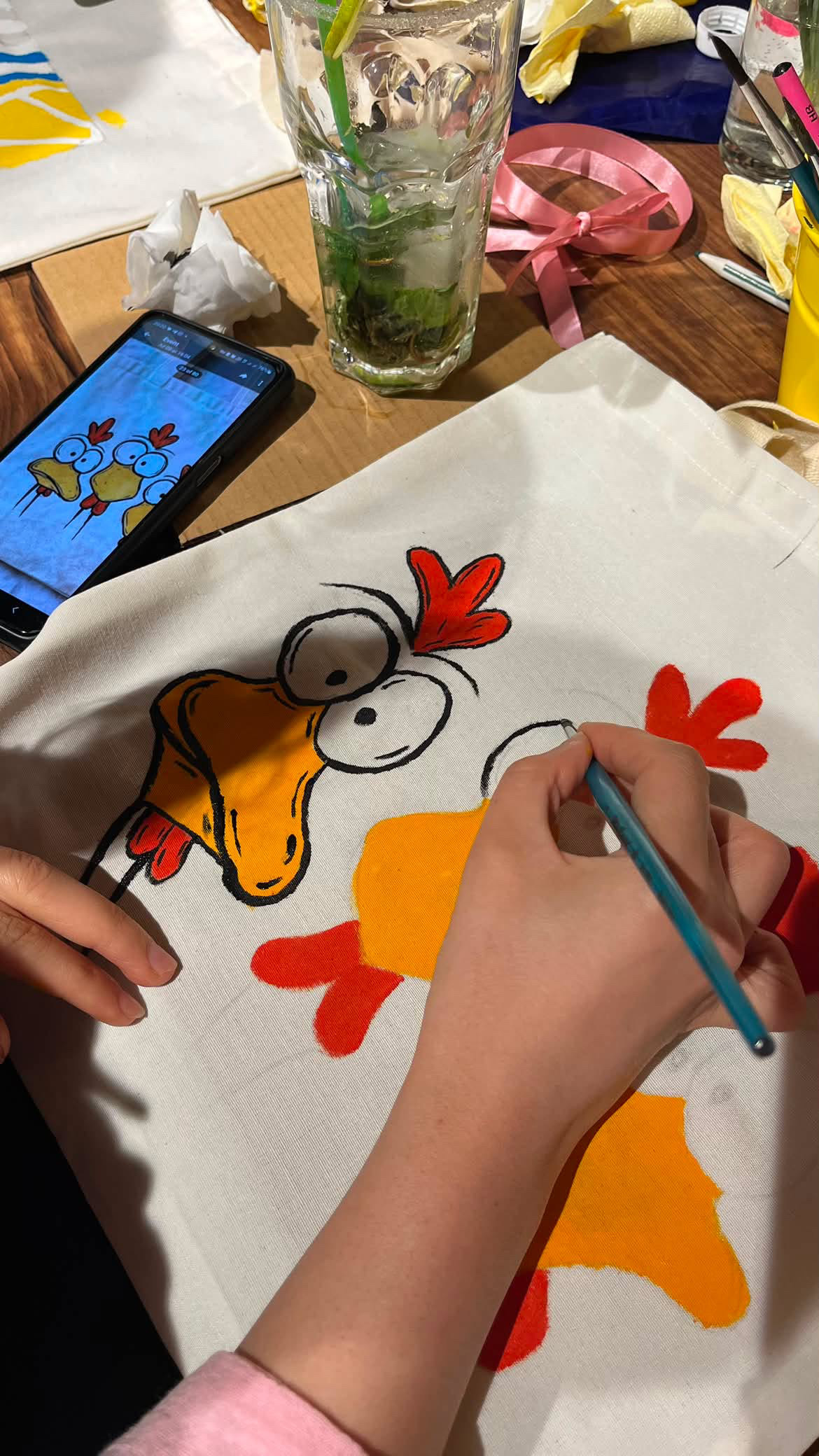 ورکشاپ نقاشی روی توت‌بگ 🎨👜