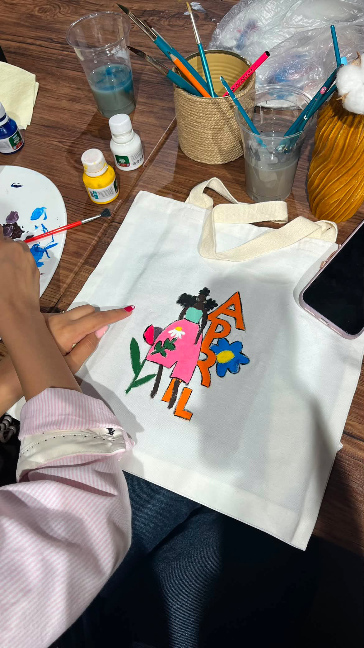 ورکشاپ نقاشی روی توت‌بگ 🎨👜